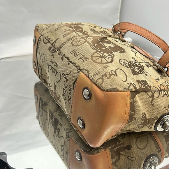 Authentic Coach horse and carriage print canvas bag - Picture 11 of 16
